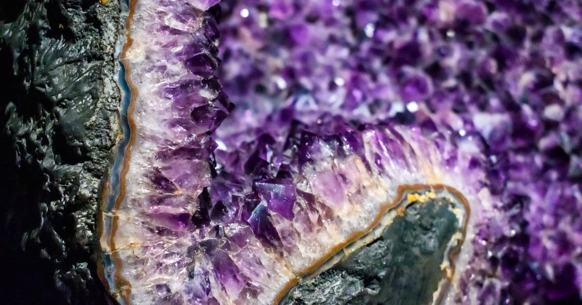 How to Use Crystals for Better Sleep and Peaceful Dreams